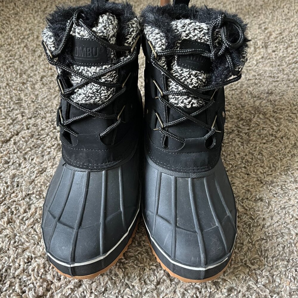 Khombu Black Snow Boots Size 10